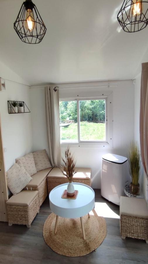 Saint-Martin-de-la-Brasque Bungalow Au Pied Du Luberon מראה חיצוני תמונה